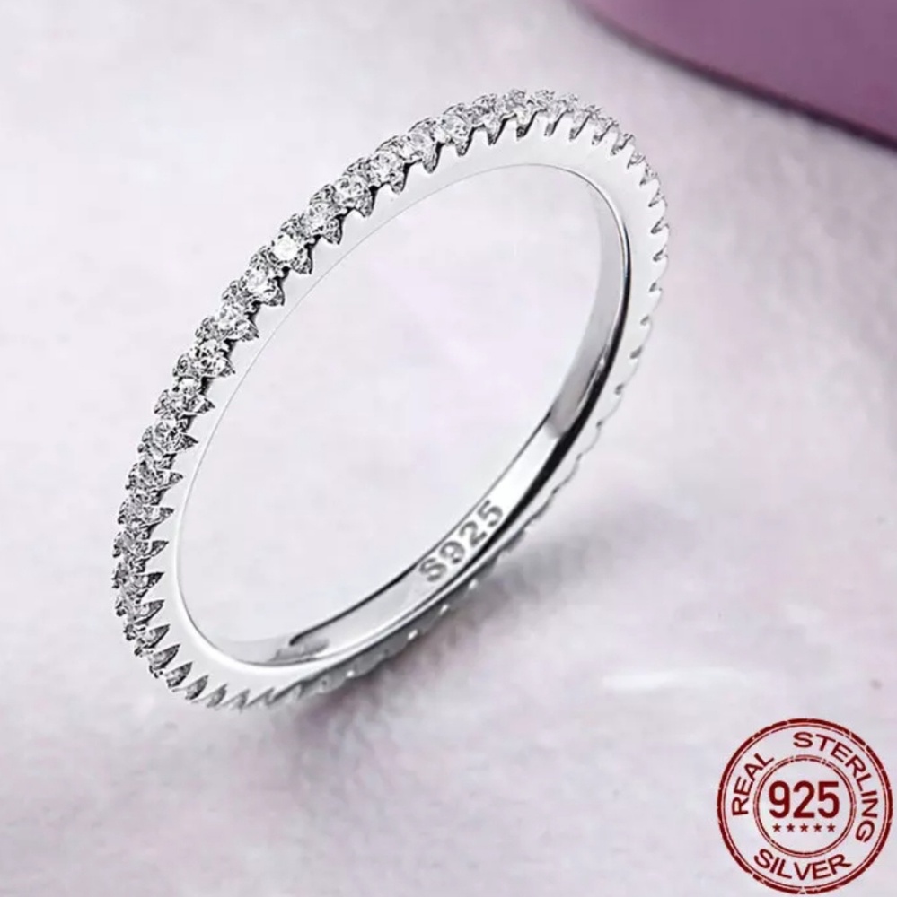 925 Sterling Silver Ring Wedding Band 5A CZ - Picture 2 of 7
